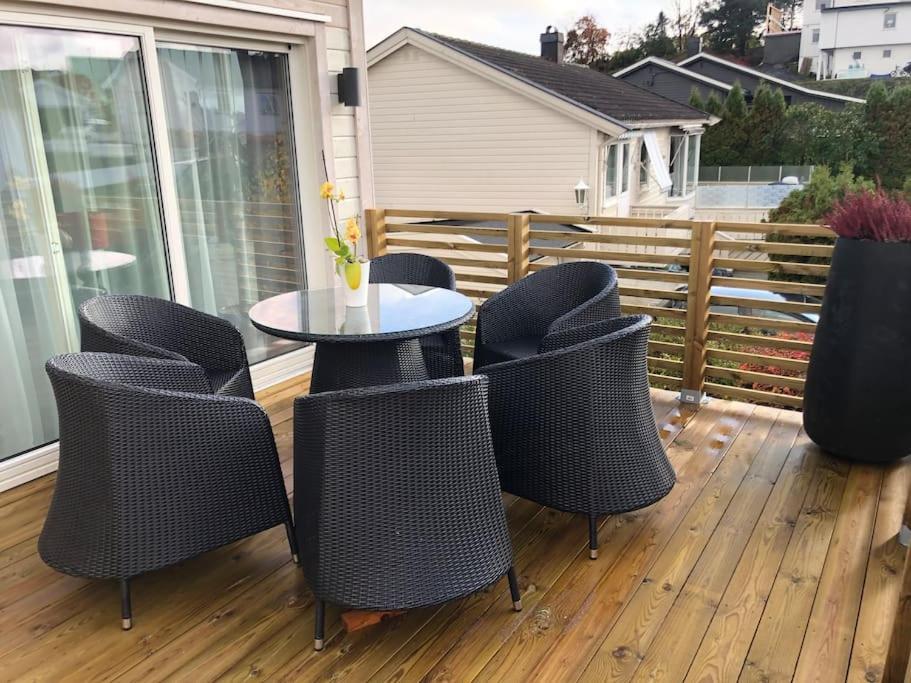 Topp Moderne Suite. Larvik Exterior foto